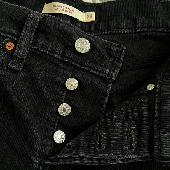 Levis Corduroy Jeans - Picture 3 of 4